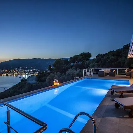 Magdani Private Residences Villa