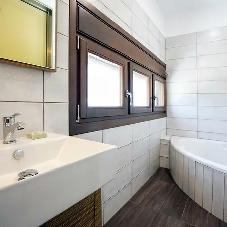 Villa Magdani Private Residences *
