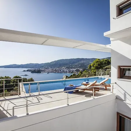 Magdani Private Residences *